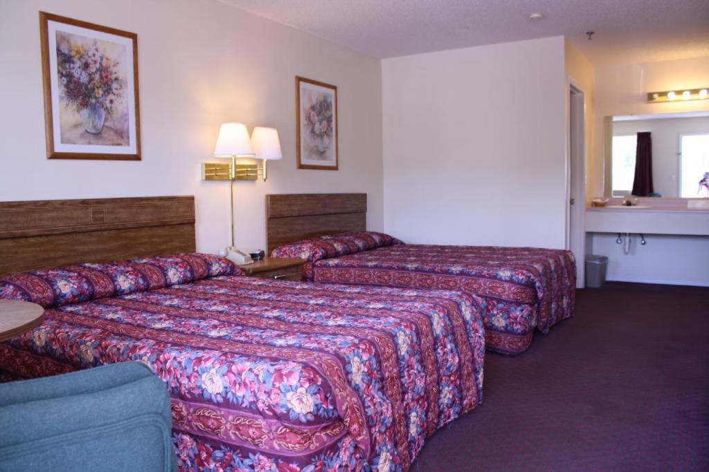 Peach Tree Inn Branson Room photo