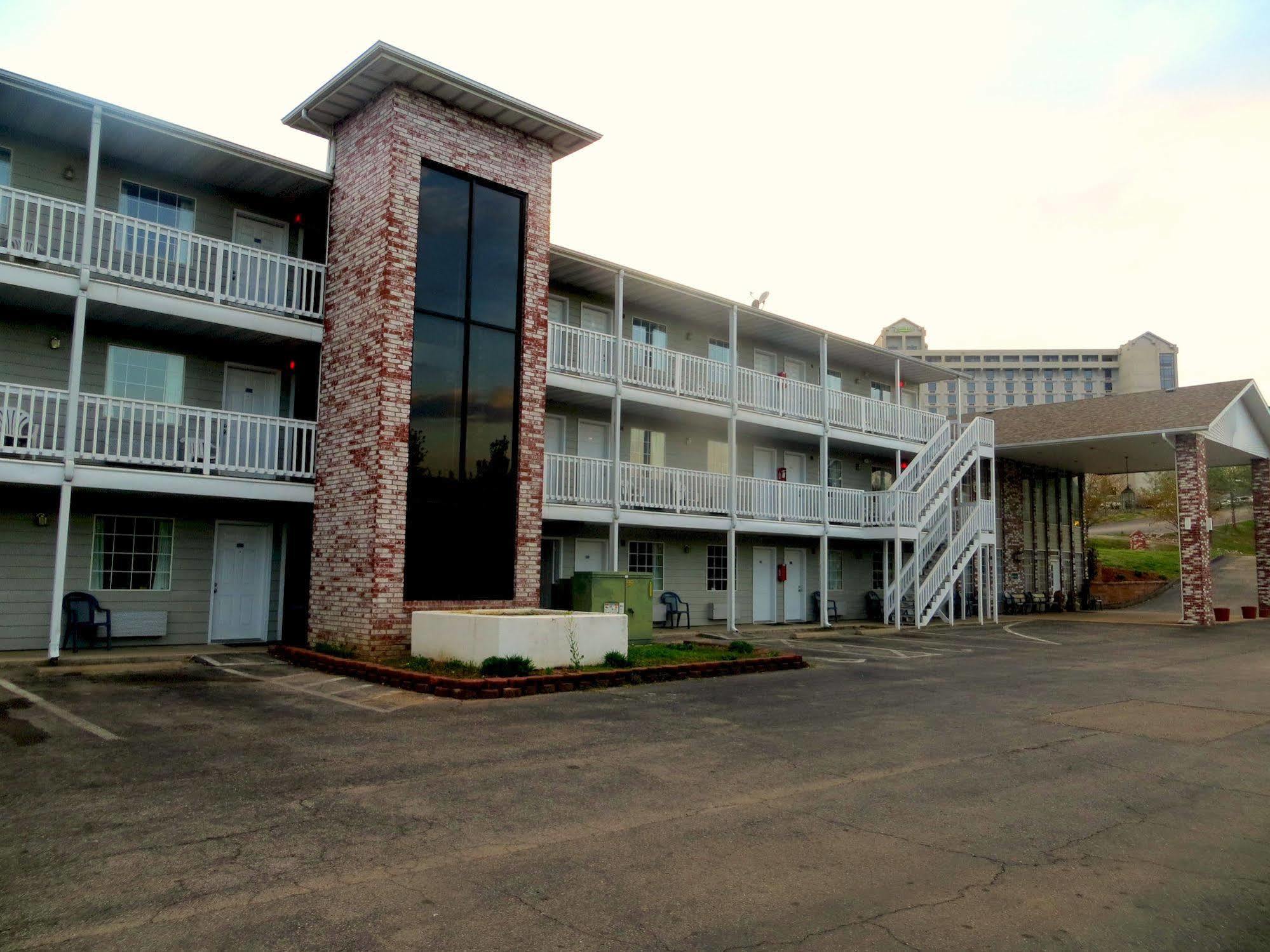 Peach Tree Inn Branson Exterior photo